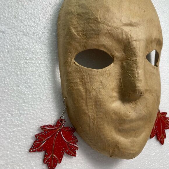 Hand-Painted Earrings Wooden Red Maple Leaf for Fall Halloween Thanksgiving New - Picture 5 of 10
